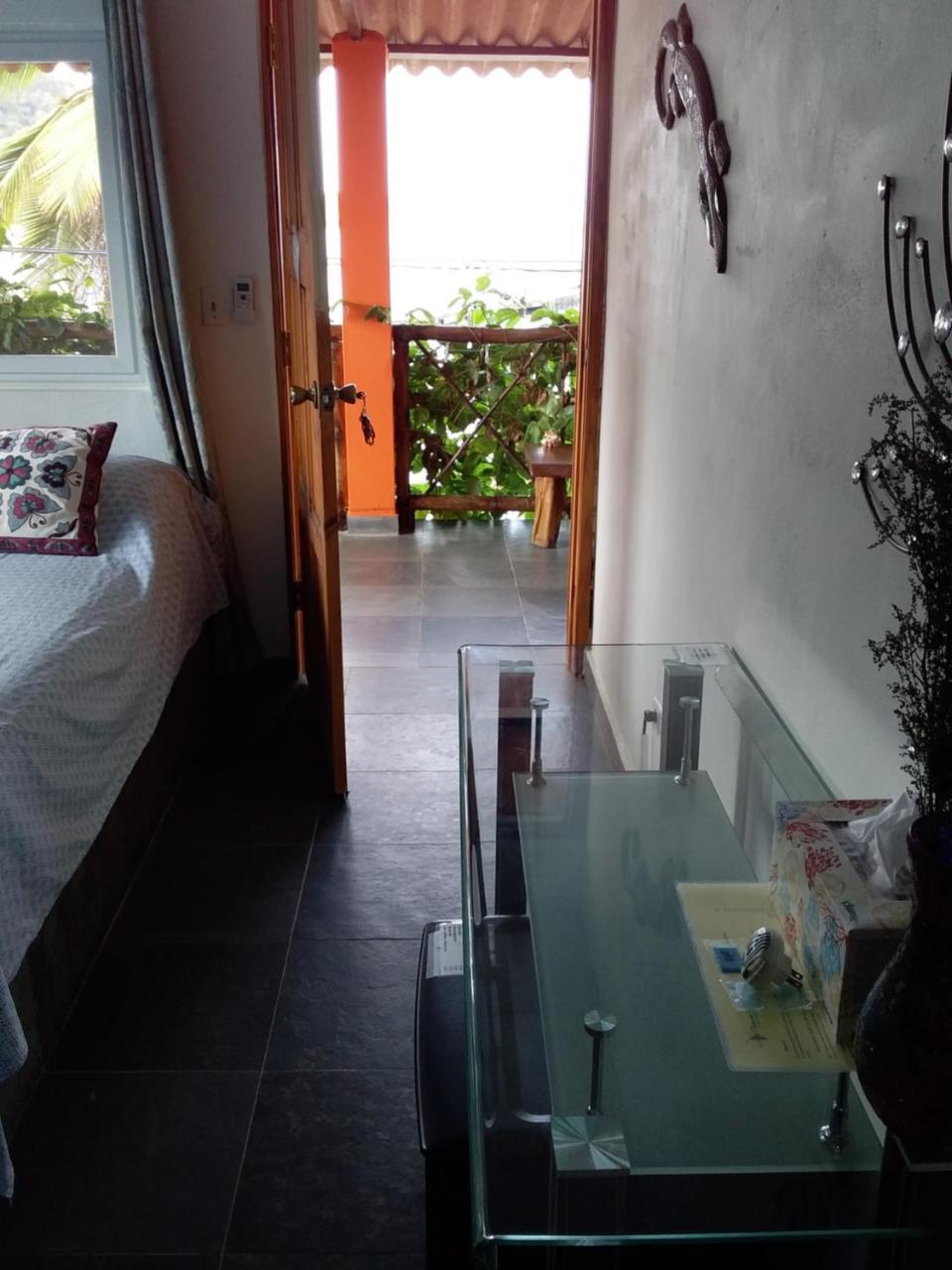Puerto Lindo Panama Reef Bed & Breakfast エクステリア 写真